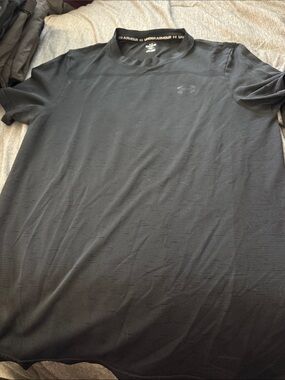 Under Armour Men’s Black Short Sleeve Performance Tee